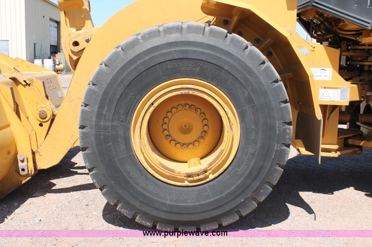 image for item H5609 1998 Caterpillar 950G wheel loader