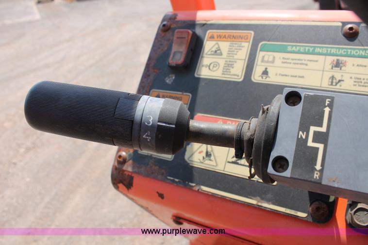 image for item H5610 2006 SkyTrak 10042 telehandler