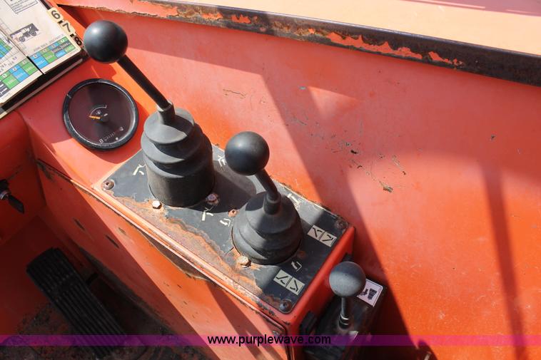 image for item H5610 2006 SkyTrak 10042 telehandler