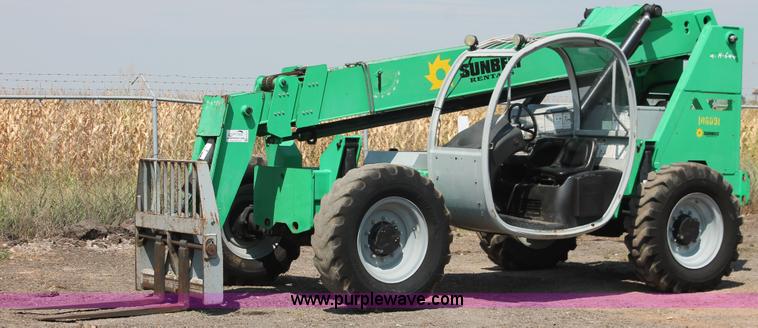 image for item H5611 2006 Genie GTH-644 telehandler
