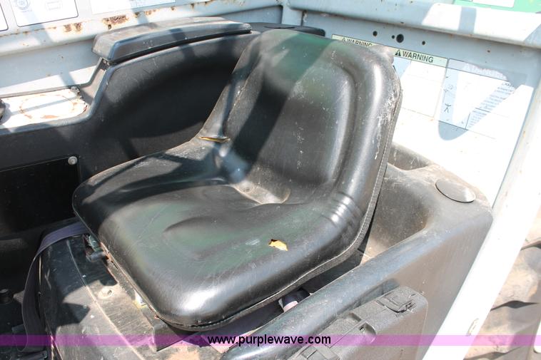 image for item H5611 2006 Genie GTH-644 telehandler