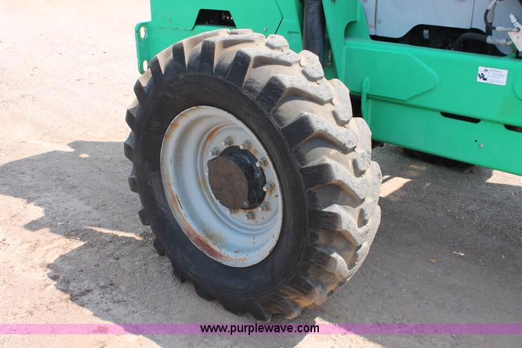 image for item H5611 2006 Genie GTH-644 telehandler