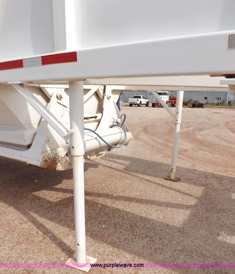 image for item H9144 1989 Ranco bottom dump trailer