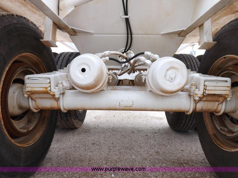image for item H9144 1989 Ranco bottom dump trailer