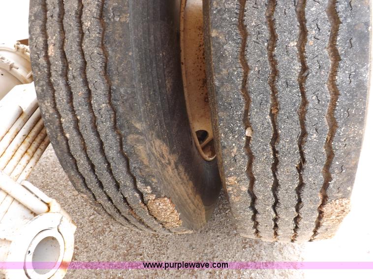 image for item H9144 1989 Ranco bottom dump trailer