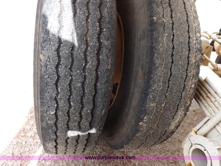 image for item H9144 1989 Ranco bottom dump trailer