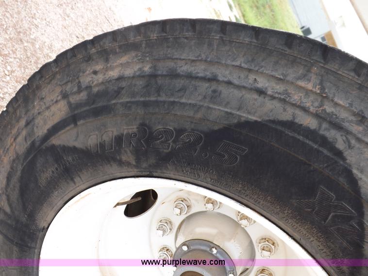 image for item H9144 1989 Ranco bottom dump trailer