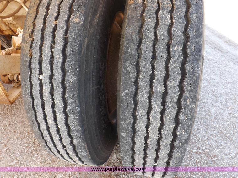 image for item H9145 2001 Corn Belt bottom dump trailer