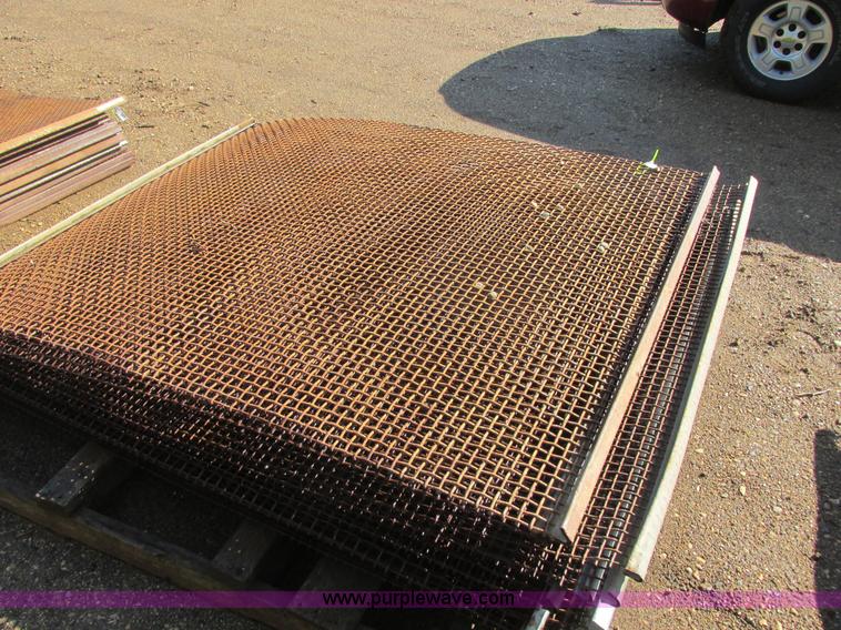 image for item H9265 Assorted El Jay screens