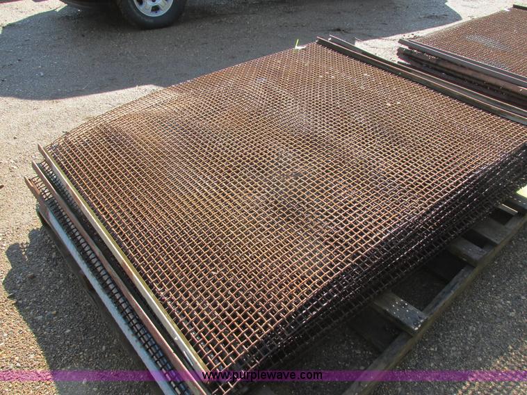 image for item H9265 Assorted El Jay screens