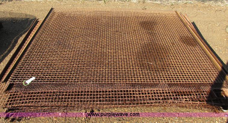 image for item H9266 Assorted El Jay screens