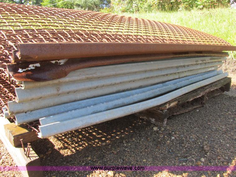 image for item H9267 (11) El Jay screens