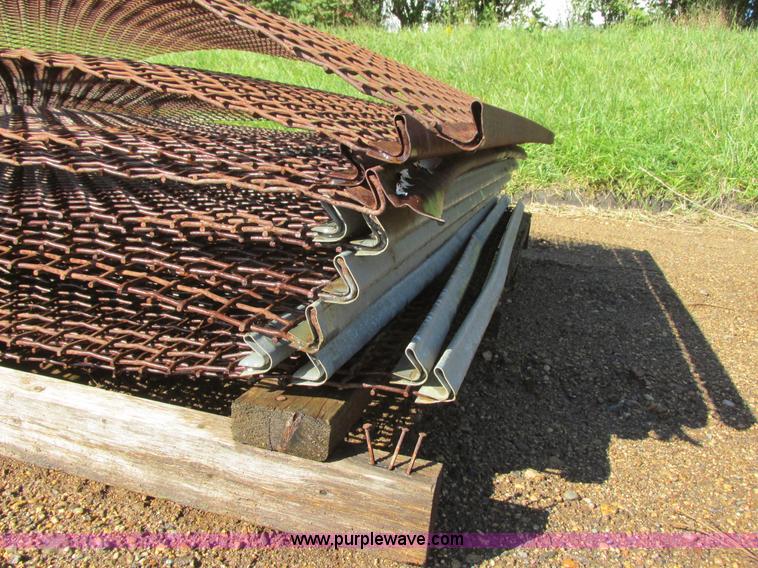 image for item H9267 (11) El Jay screens