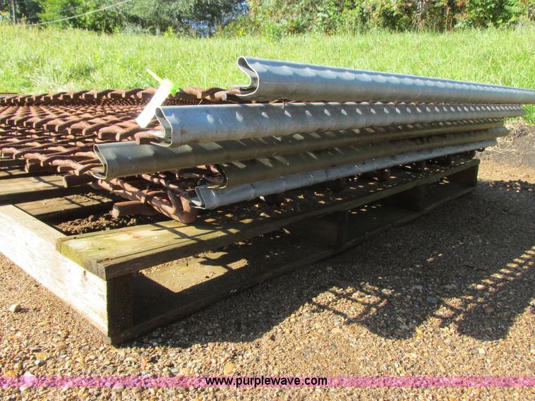 image for item H9268 Assorted El Jay screens