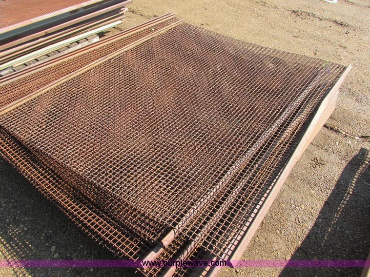 image for item H9276 (13) Pioneer crusher screens