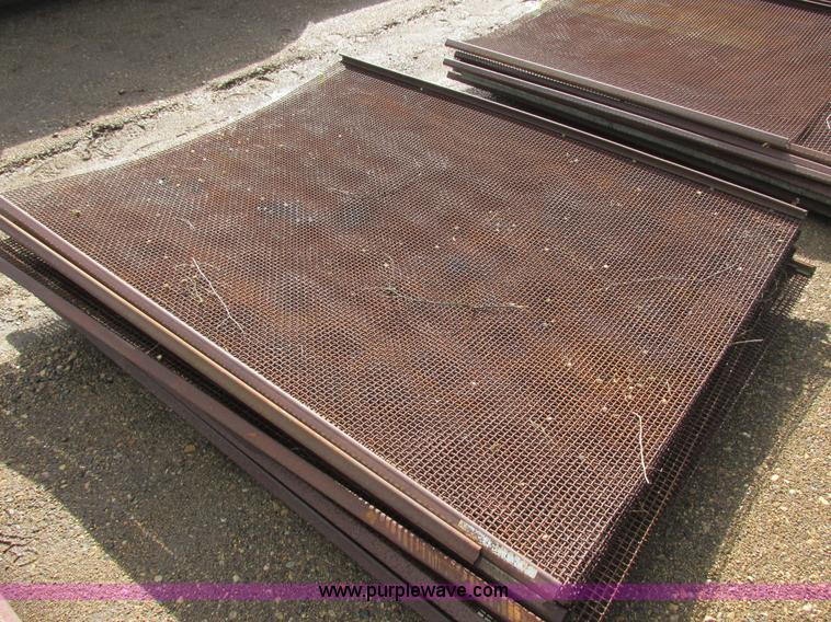 image for item H9279 (11) Pioneer crusher screens