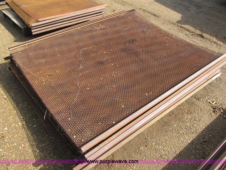 image for item H9279 (11) Pioneer crusher screens