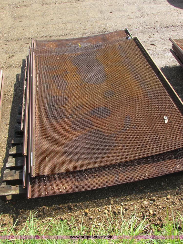 image for item H9281 (6) Pioneer crusher screens