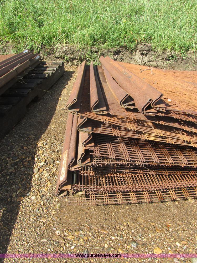 image for item H9284 (14) Pioneer crusher screens