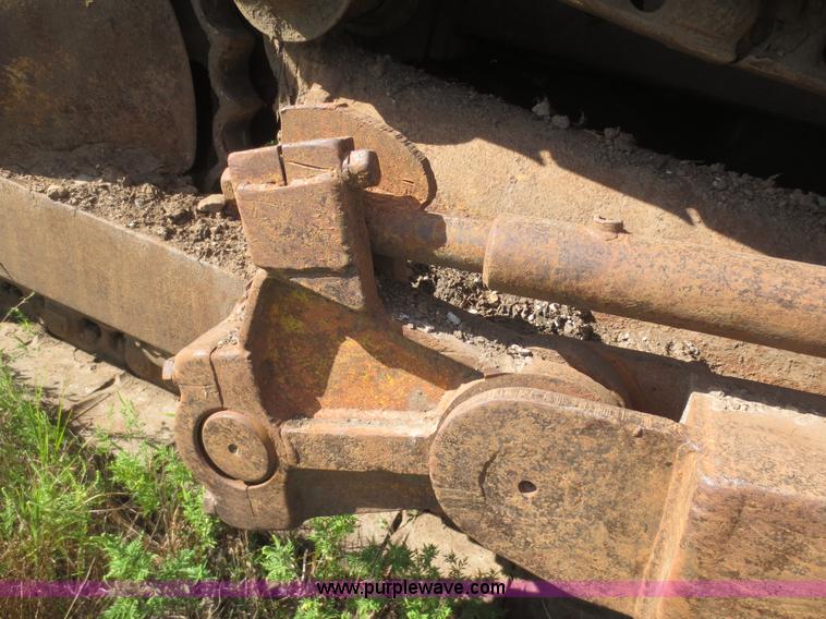 image for item I2220 Allis Chalmers HD20H dozer
