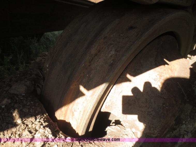 image for item I2220 Allis Chalmers HD20H dozer