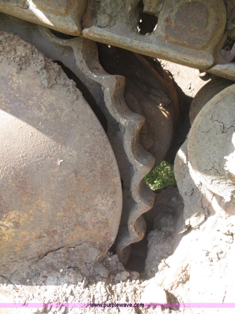 image for item I2220 Allis Chalmers HD20H dozer