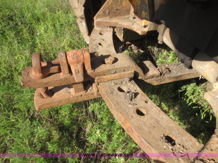 image for item I2220 Allis Chalmers HD20H dozer