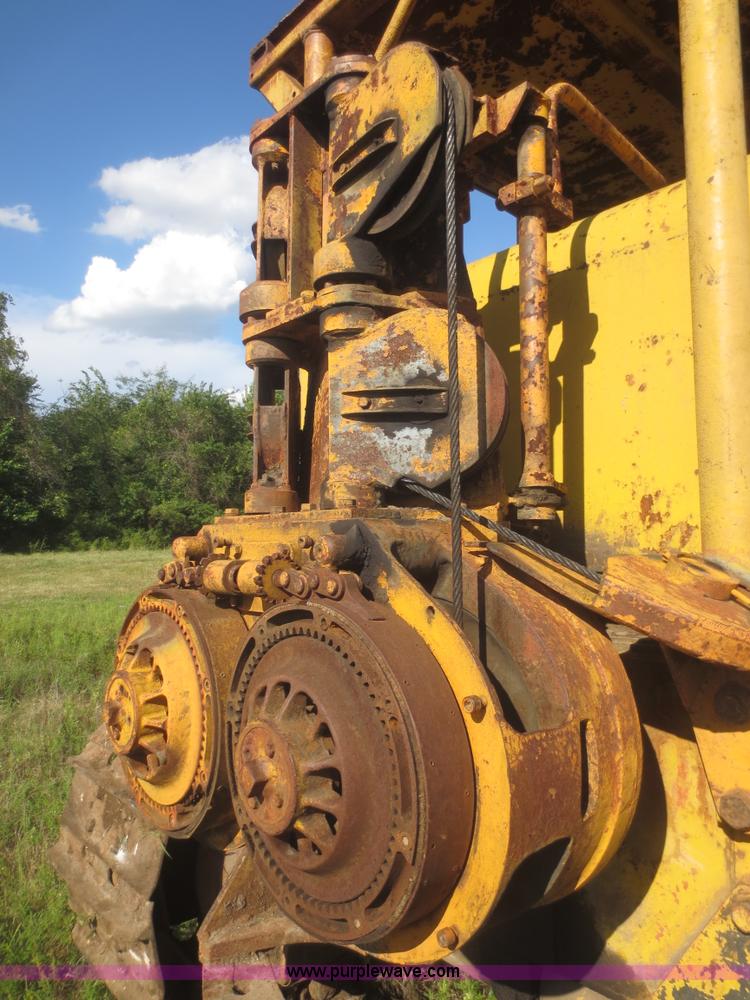 image for item I2220 Allis Chalmers HD20H dozer