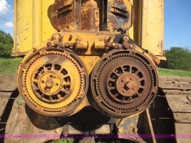 image for item I2220 Allis Chalmers HD20H dozer