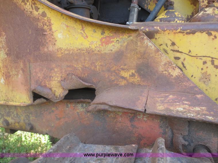 image for item I2220 Allis Chalmers HD20H dozer