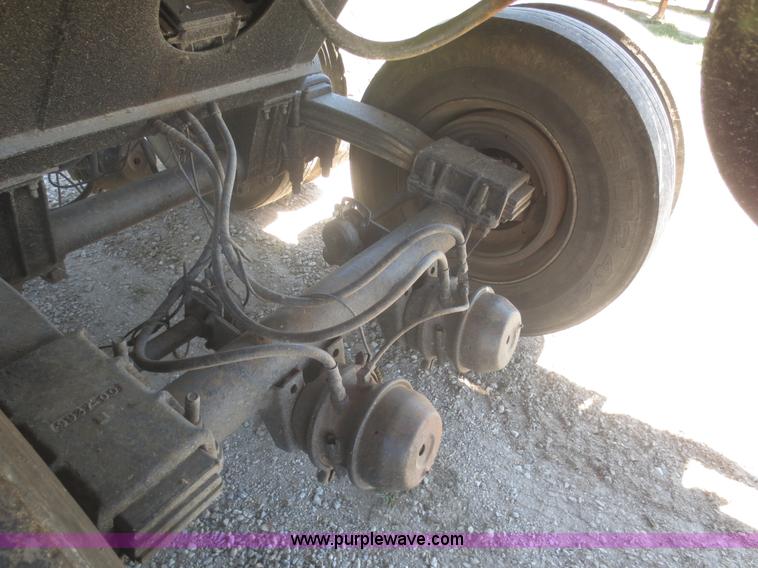 image for item I2221 1998 Clements end dump trailer