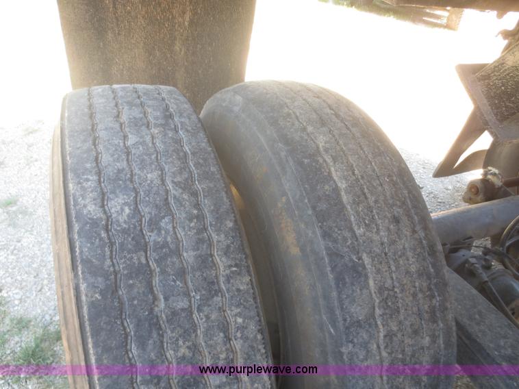 image for item I2221 1998 Clements end dump trailer