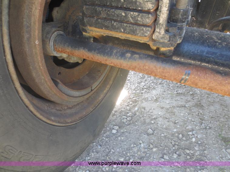 image for item I2221 1998 Clements end dump trailer