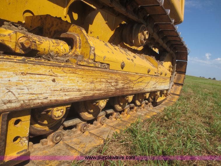 image for item I2234 2006 John Deere 450J LT dozer