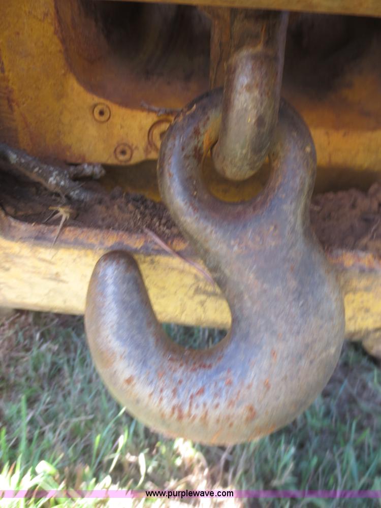 image for item I2234 2006 John Deere 450J LT dozer