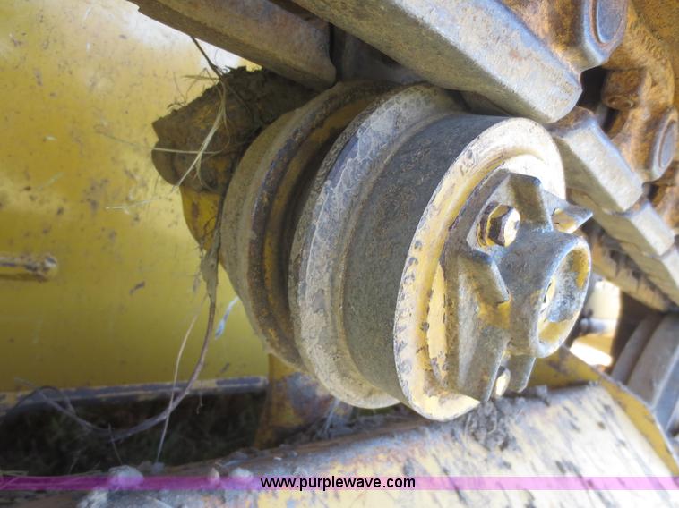 image for item I2234 2006 John Deere 450J LT dozer