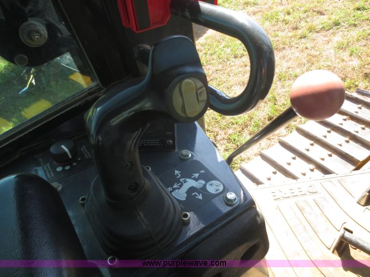 image for item I2234 2006 John Deere 450J LT dozer