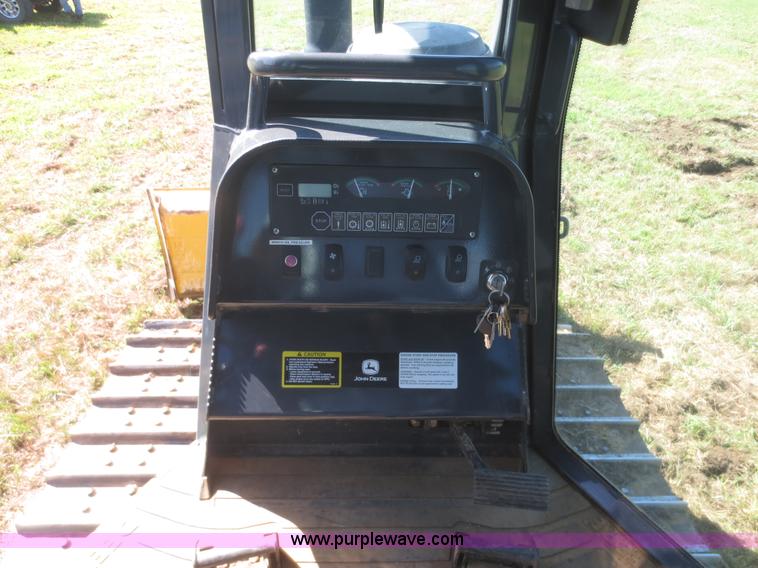 image for item I2234 2006 John Deere 450J LT dozer