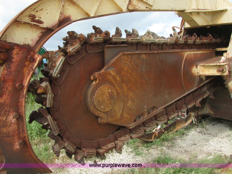 image for item I2526 1990 Tesmec TRS 1000B rocksaw