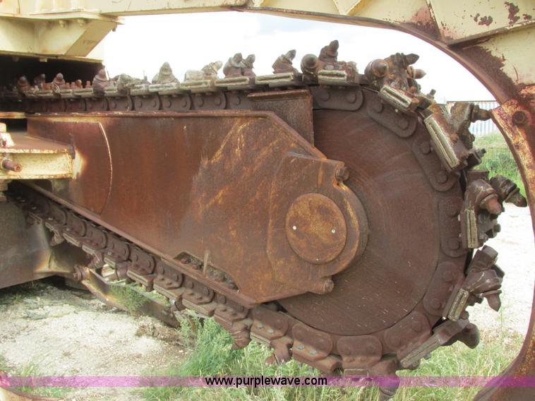 image for item I2526 1990 Tesmec TRS 1000B rocksaw