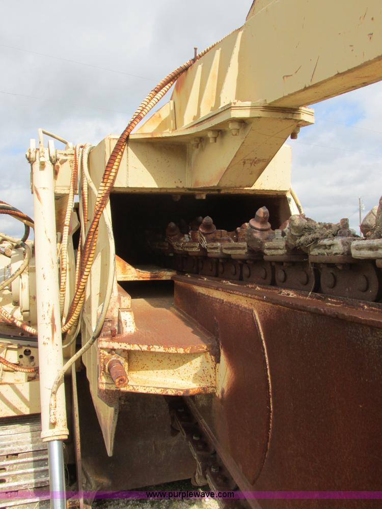 image for item I2526 1990 Tesmec TRS 1000B rocksaw