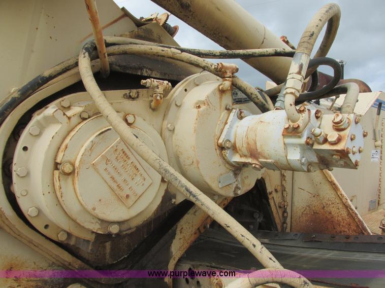 image for item I2526 1990 Tesmec TRS 1000B rocksaw