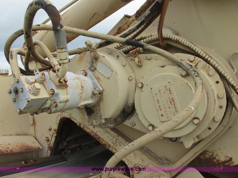 image for item I2526 1990 Tesmec TRS 1000B rocksaw