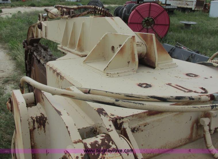 image for item I2526 1990 Tesmec TRS 1000B rocksaw