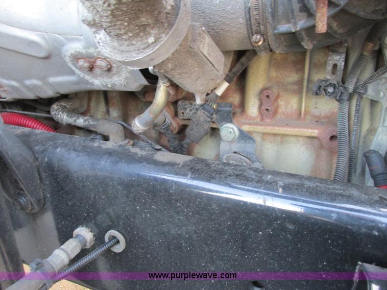 image for item I3833 2009 Freightliner Columbia semi truck