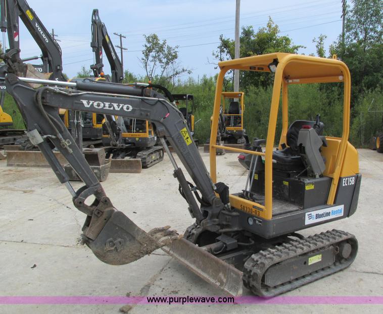 image for item I4134 2008 Volvo EC15B compact excavator