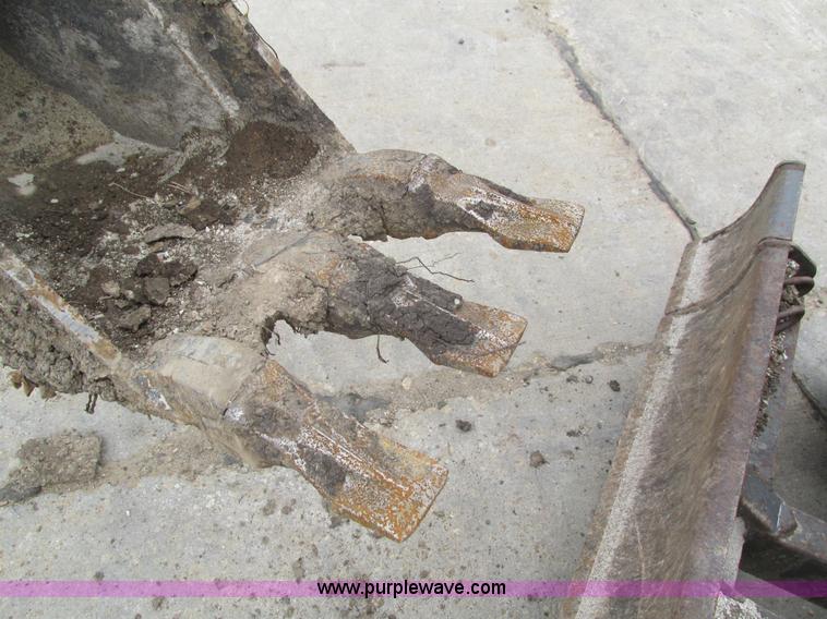 image for item I4134 2008 Volvo EC15B compact excavator