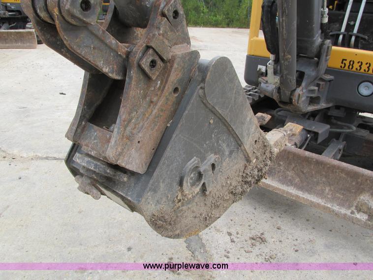 image for item I4134 2008 Volvo EC15B compact excavator