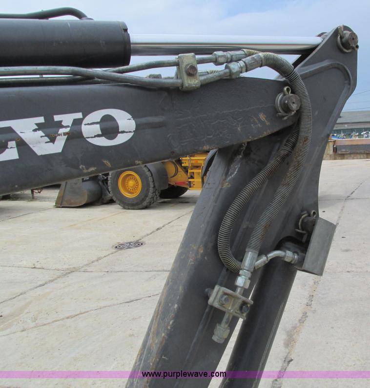 image for item I4134 2008 Volvo EC15B compact excavator