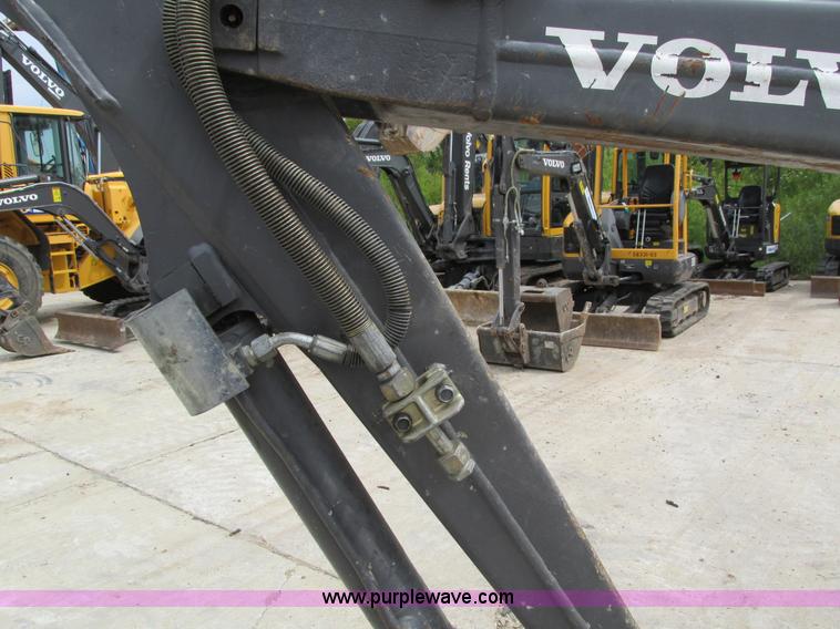 image for item I4134 2008 Volvo EC15B compact excavator